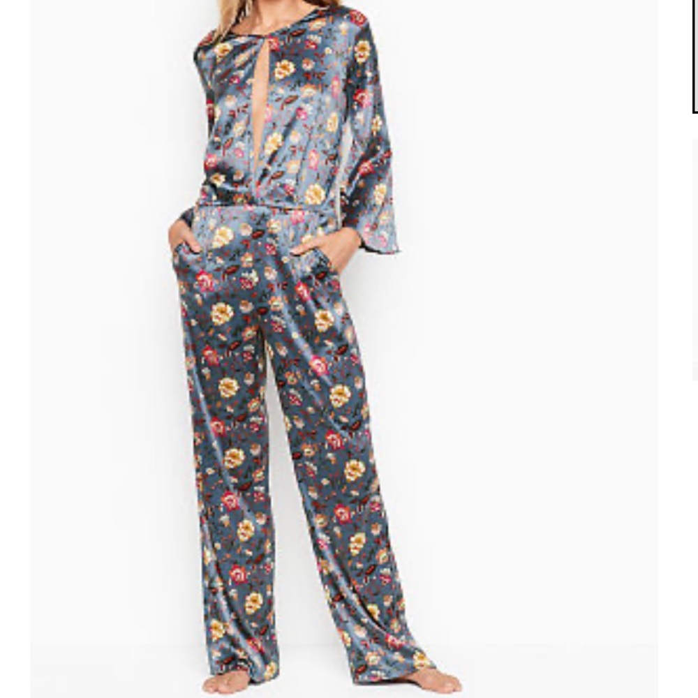 Victoria’s Secret Satin Open Back Floral Jumpsuit - Picture 1 of 8
